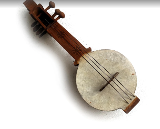 Kamayacha traditional Rajasthani instrument